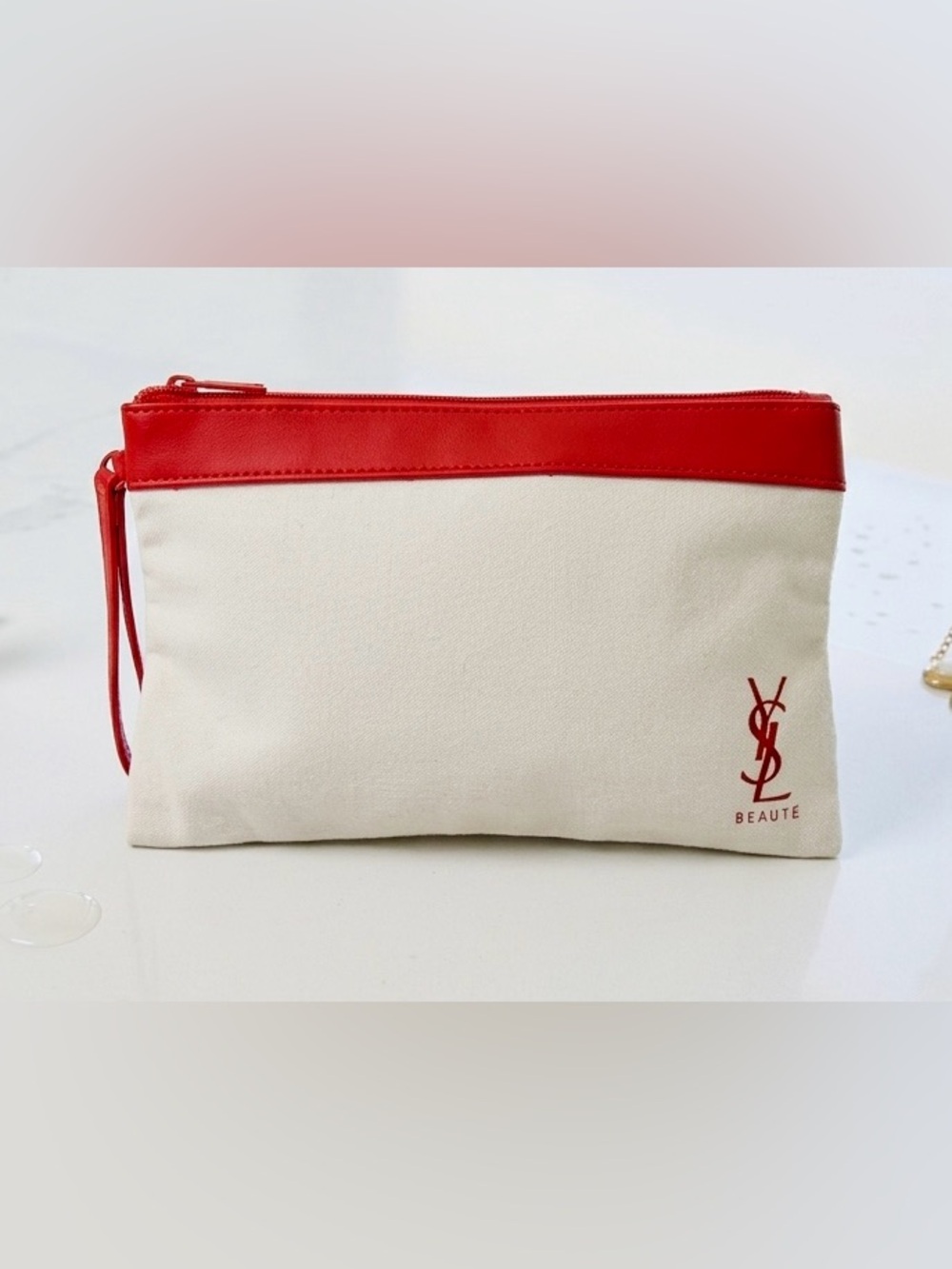 YSL Beauty Bundle- Primer, Mascara, Serum, Cosmetic Pouch Bundle - Picture 6 of 7